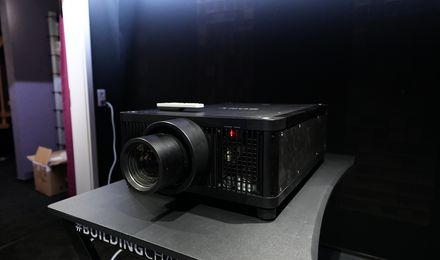 Sony VPL-GTZ380 Vorseriengerät